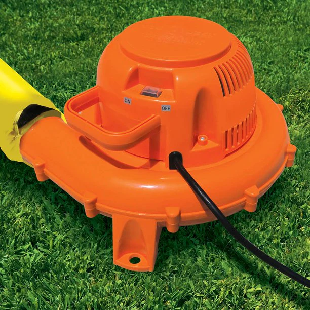 Hydro Blast inflatable water park made with Banzai