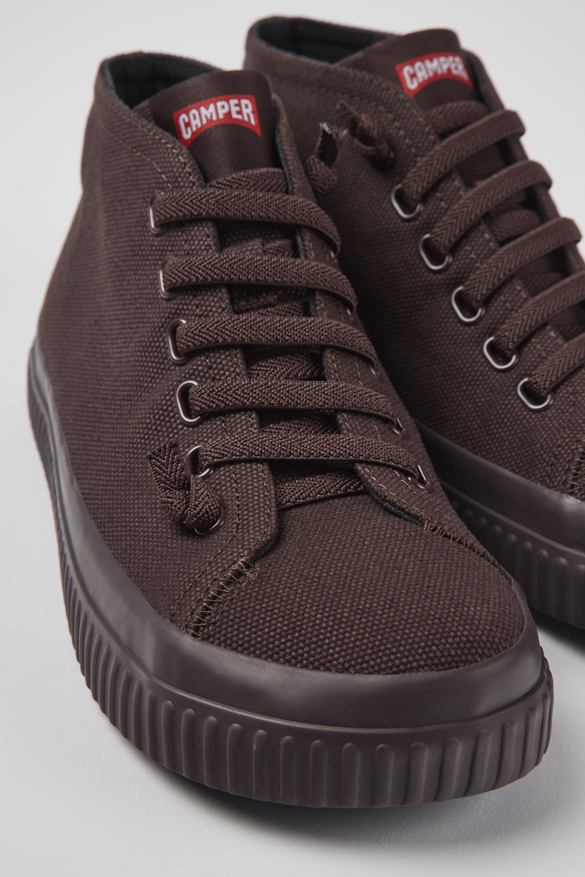 Peu Roda - Burgundy recycled cotton sneakers for women