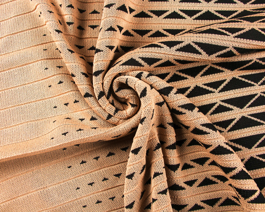 Cafe Criss-Cross Pattern Walking Suit Long Sleeve Set